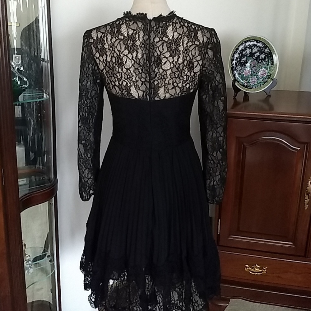 J J House Dress - Picture 3 of 8